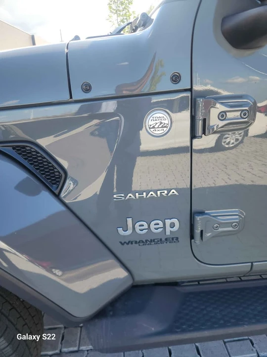2020 Jeep JL Wrangler - Image 6 of 12