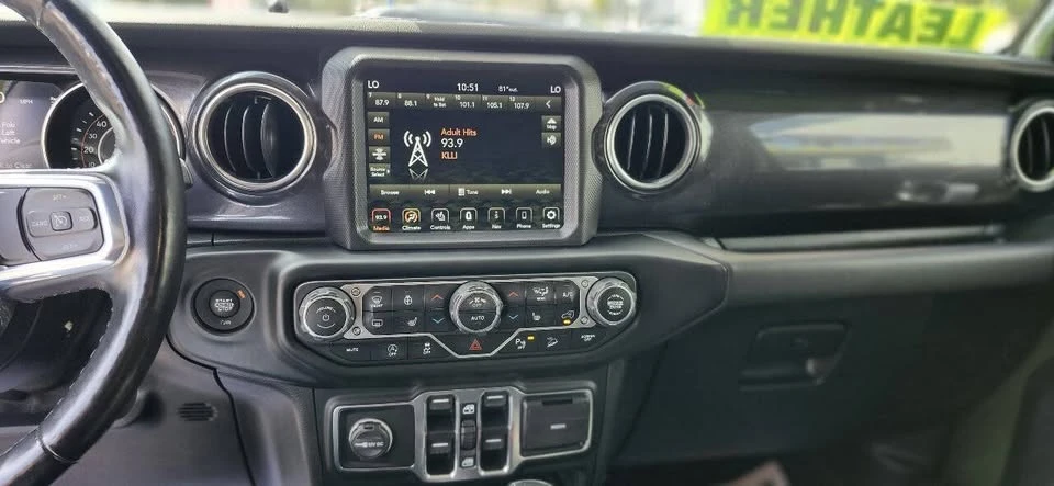 2020 Jeep JL Wrangler - Image 14 of 15