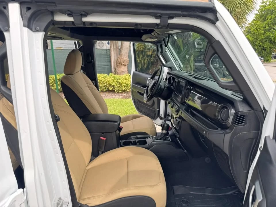 2020 Jeep JL Wrangler - Image 14 of 20