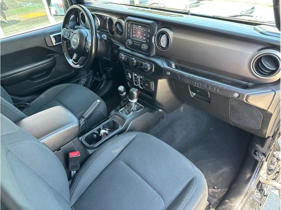 2020 Jeep JL Wrangler - Image 14 of 20