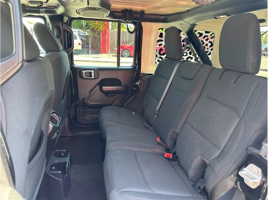 2020 Jeep JL Wrangler - Image 12 of 20