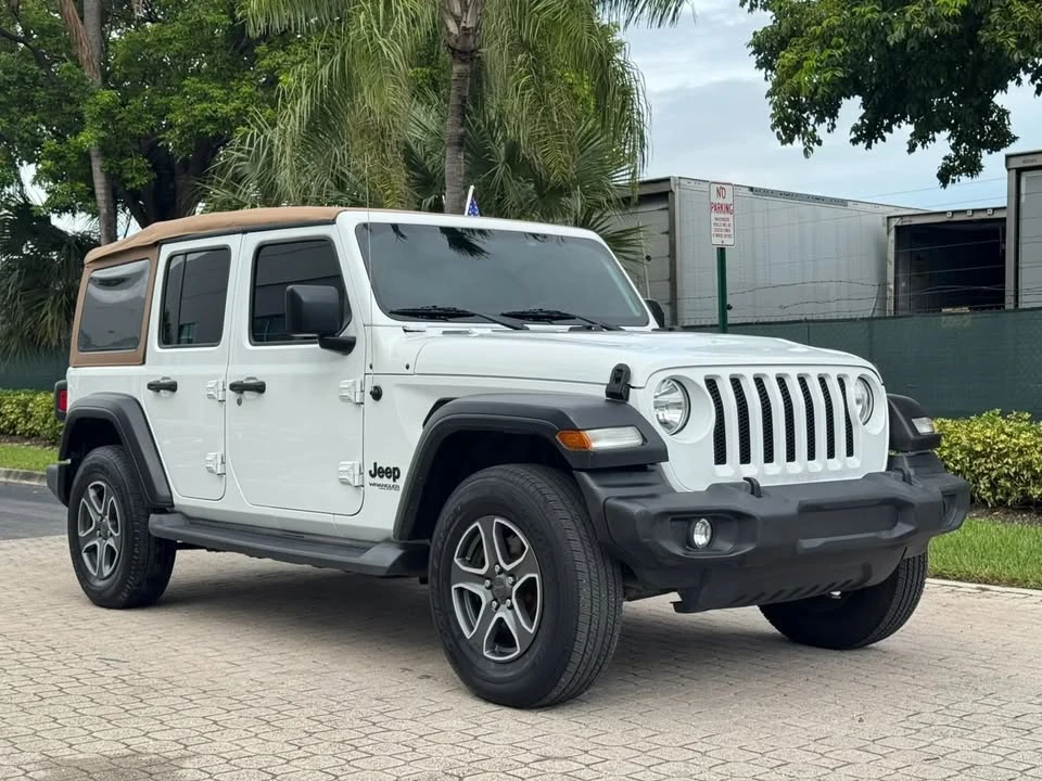 2020 Jeep JL Wrangler - Image 3 of 20