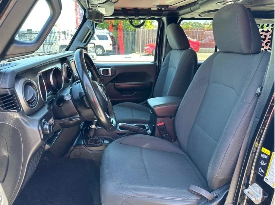 2020 Jeep JL Wrangler - Image 11 of 20