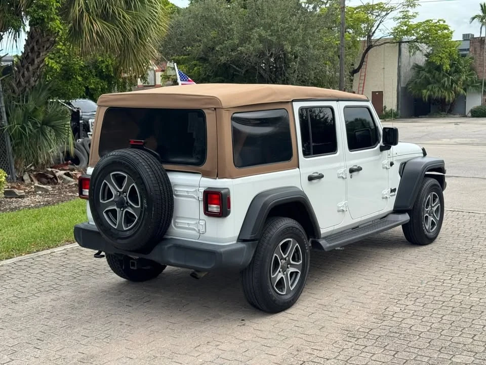 2020 Jeep JL Wrangler - Image 8 of 20