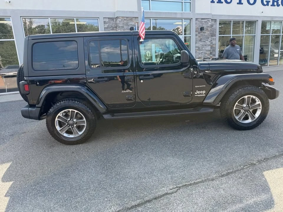 2020 Jeep JL Wrangler - Image 14 of 20