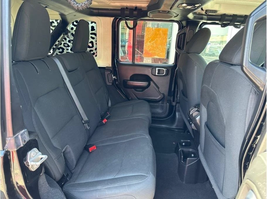 2020 Jeep JL Wrangler - Image 13 of 20
