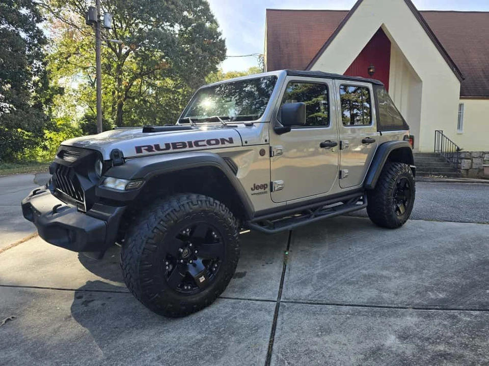 2020 Jeep JL Wrangler - Image 3 of 31