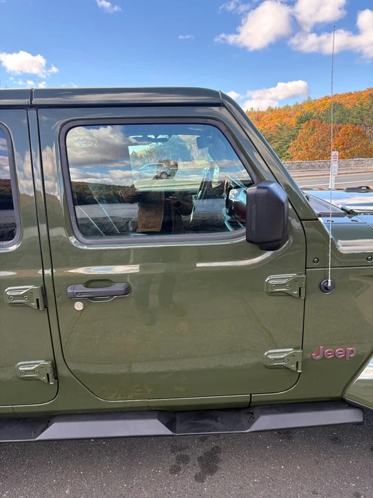 2020 Jeep JL Wrangler - Image 11 of 20