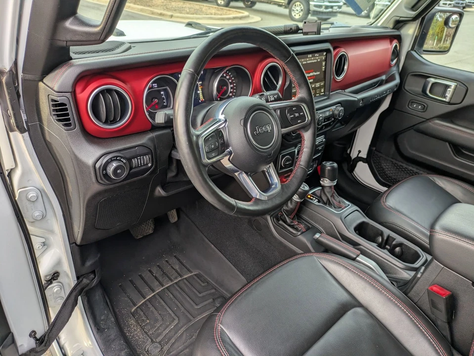2020 Jeep JL Wrangler - Image 15 of 21