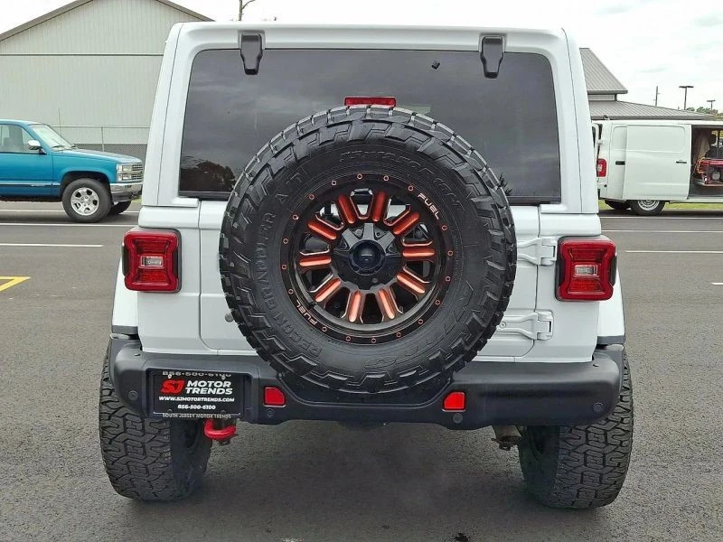 2020 Jeep JL Wrangler - Image 5 of 12