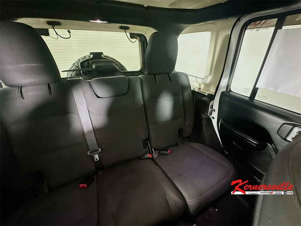 2020 Jeep JL Wrangler - Image 14 of 21