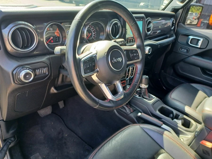 2020 Jeep JL Wrangler - Image 15 of 25