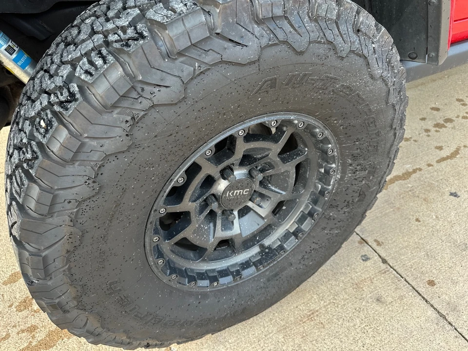 2020 Jeep JL Wrangler - Image 3 of 12