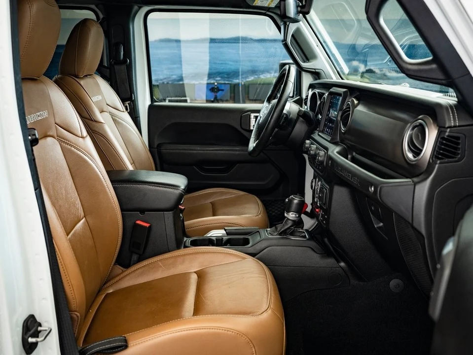 2020 Jeep JL Wrangler - Image 20 of 21
