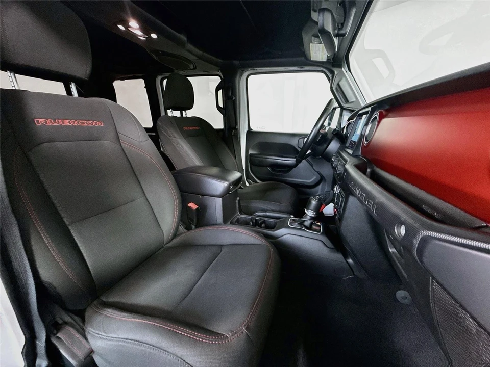 2020 Jeep JL Wrangler - Image 19 of 31