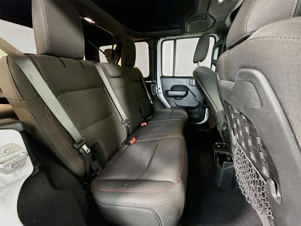 2020 Jeep JL Wrangler - Image 18 of 31