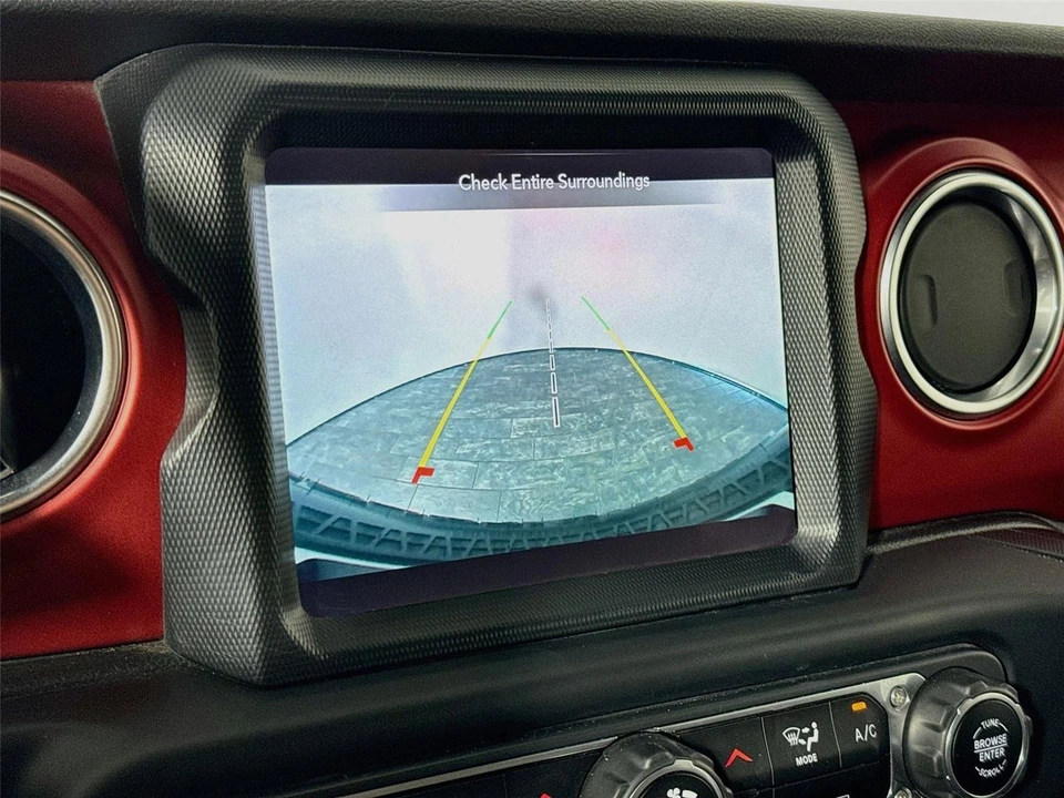 2020 Jeep JL Wrangler - Image 10 of 31