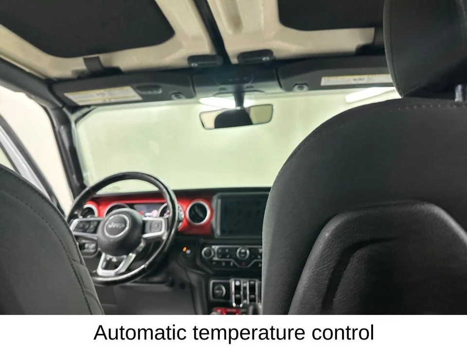 2020 Jeep JL Wrangler - Image 26 of 31