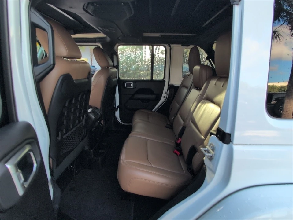 2020 Jeep JL Wrangler - Image 8 of 12