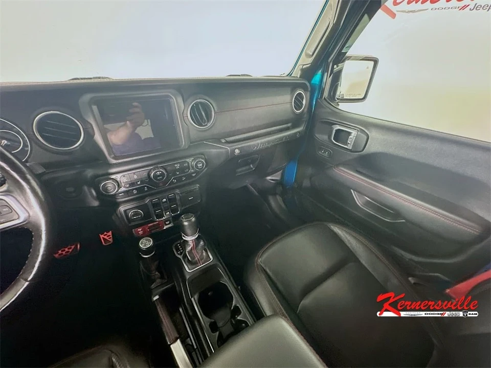 2020 Jeep JL Wrangler - Image 13 of 21