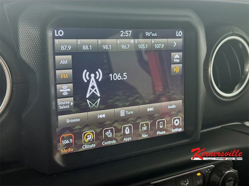2020 Jeep JL Wrangler - Image 19 of 21