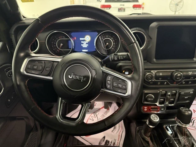 2020 Jeep JL Wrangler - Image 15 of 18