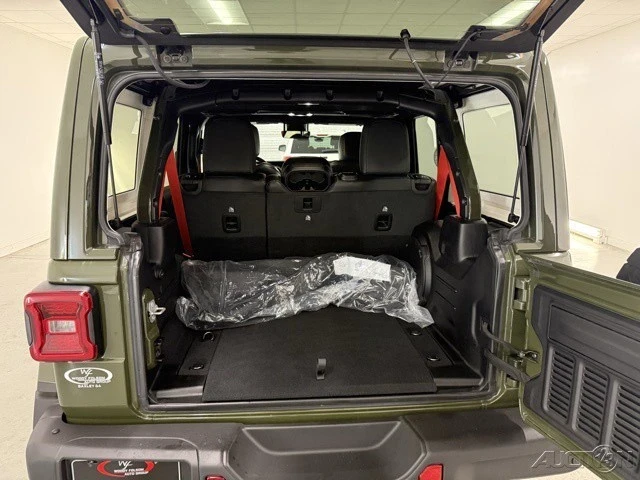 2020 Jeep JL Wrangler - Image 7 of 18