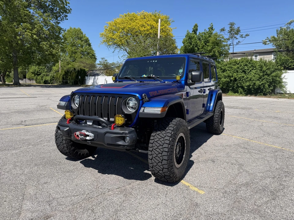 2020 Jeep JL Wrangler - Image 4 of 31