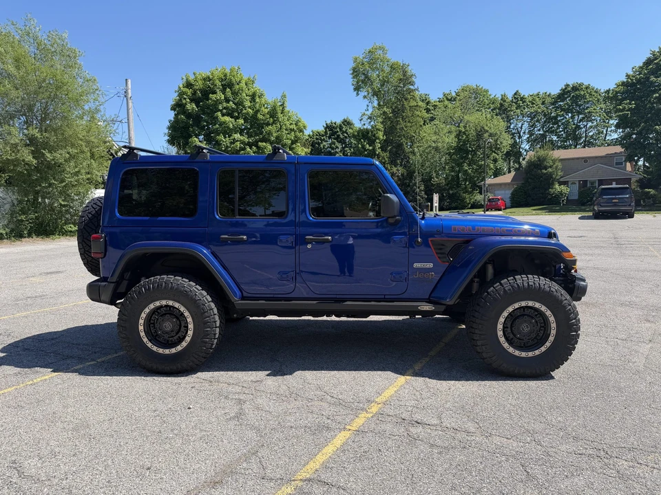2020 Jeep JL Wrangler - Image 19 of 31