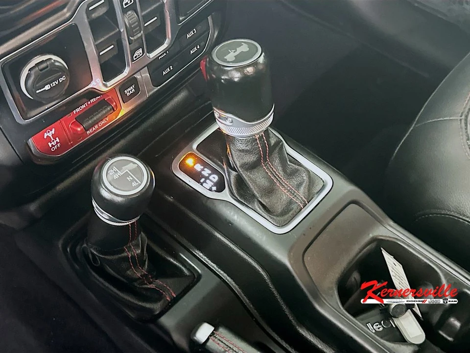 2020 Jeep JL Wrangler - Image 16 of 24