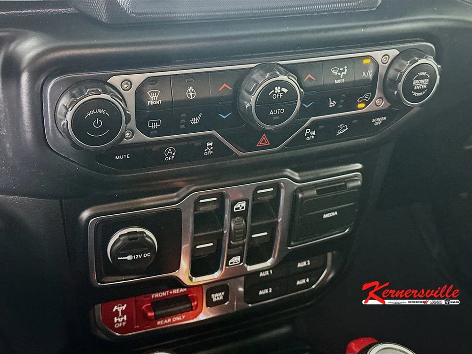 2020 Jeep JL Wrangler - Image 18 of 24