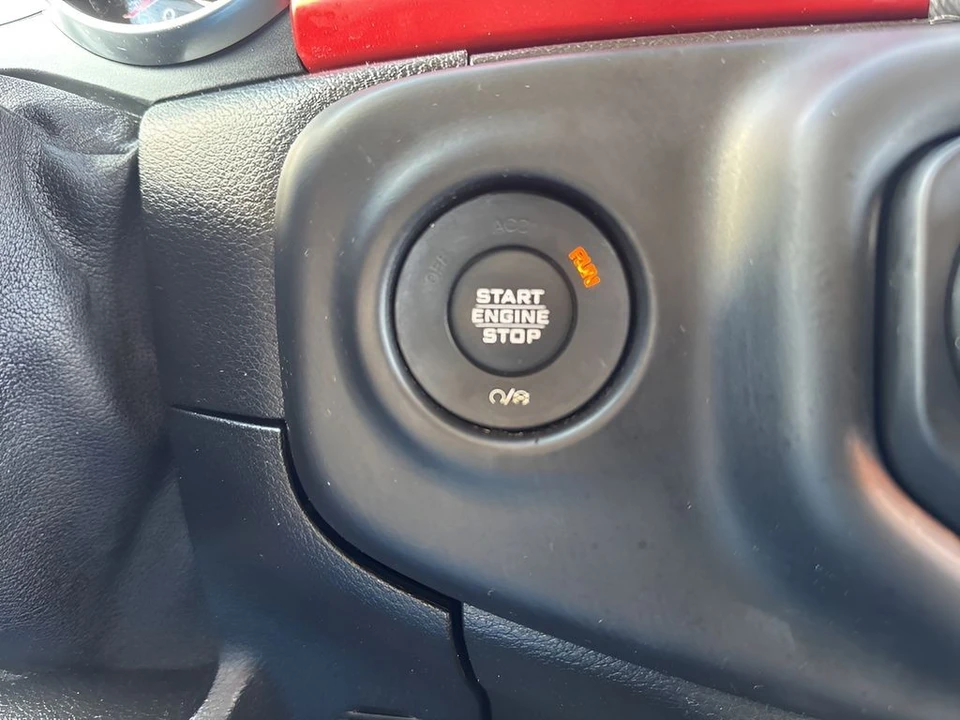2020 Jeep JL Wrangler - Image 20 of 21