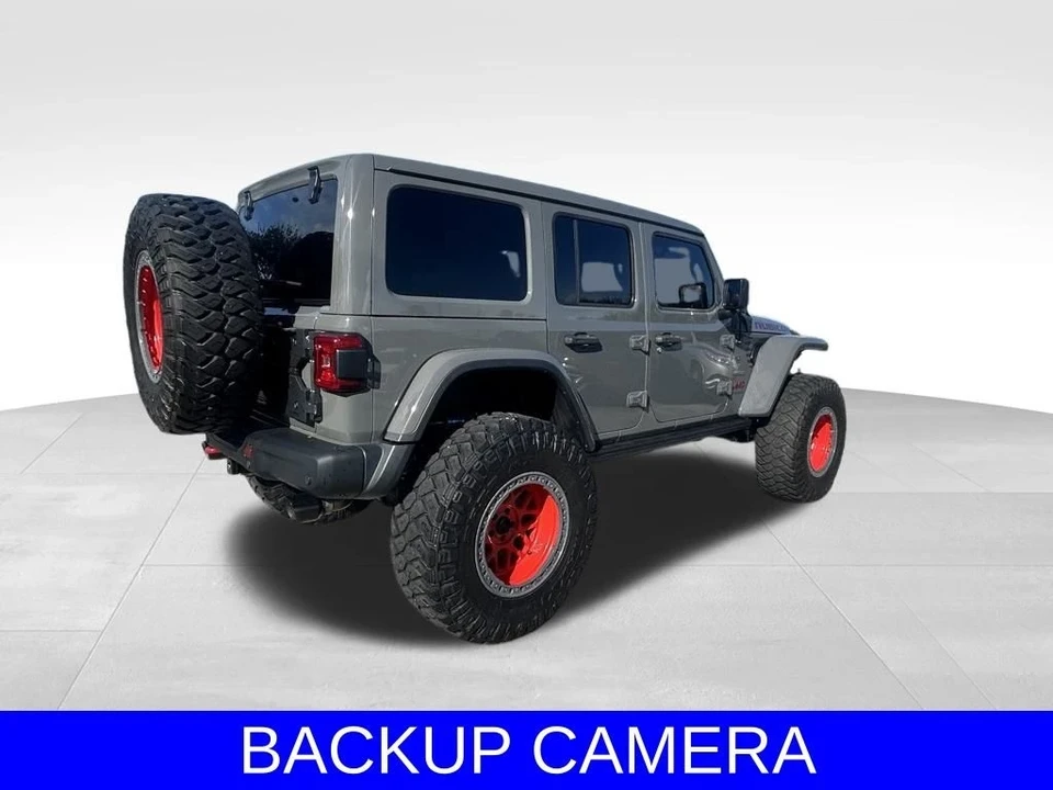 2020 Jeep JL Wrangler - Image 4 of 12