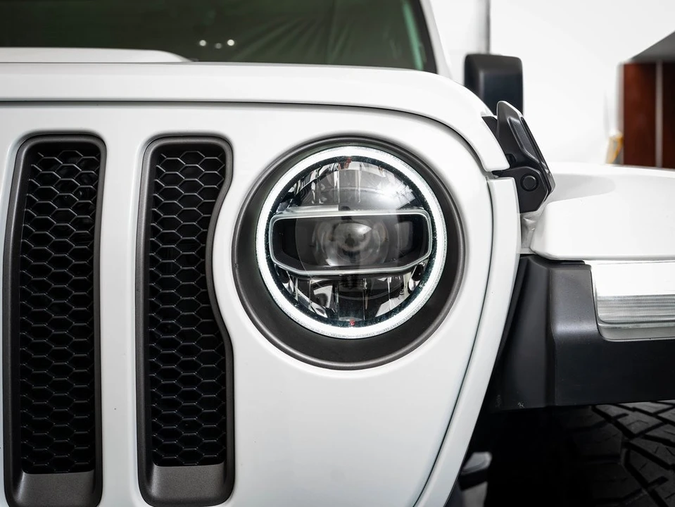 2020 Jeep JL Wrangler - Image 19 of 21