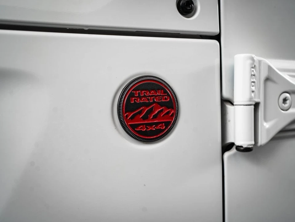 2020 Jeep JL Wrangler - Image 17 of 21