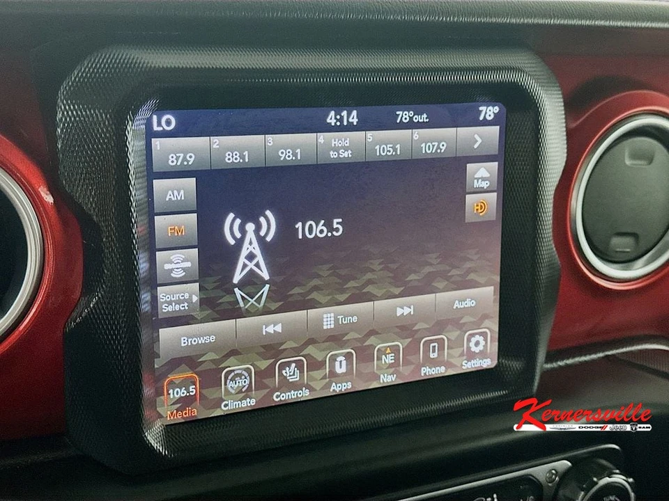 2020 Jeep JL Wrangler - Image 17 of 21