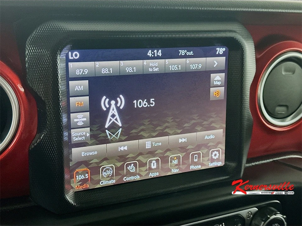 2020 Jeep JL Wrangler - Image 17 of 21