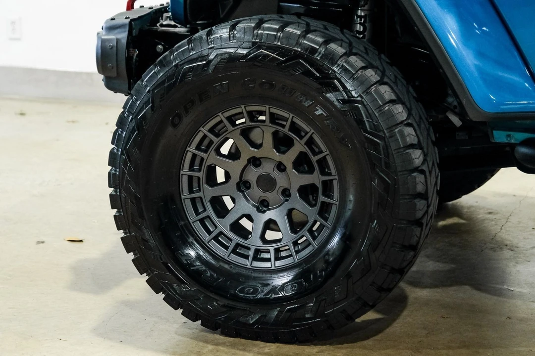 2020 Jeep JL Wrangler - Image 10 of 12