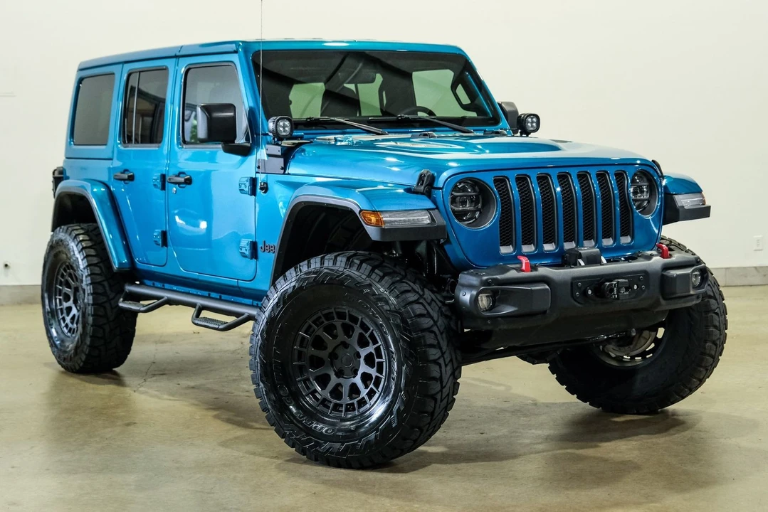 2020 Jeep JL Wrangler - Image 4 of 12