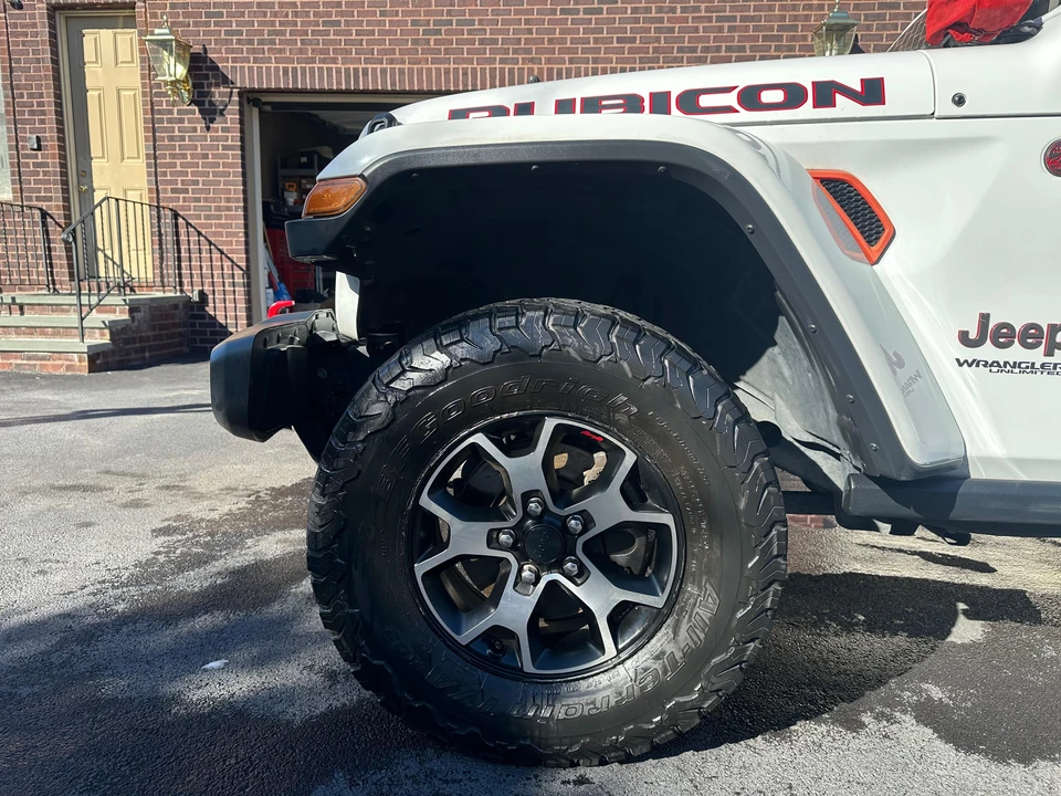 2020 Jeep JL Wrangler - Image 22 of 31