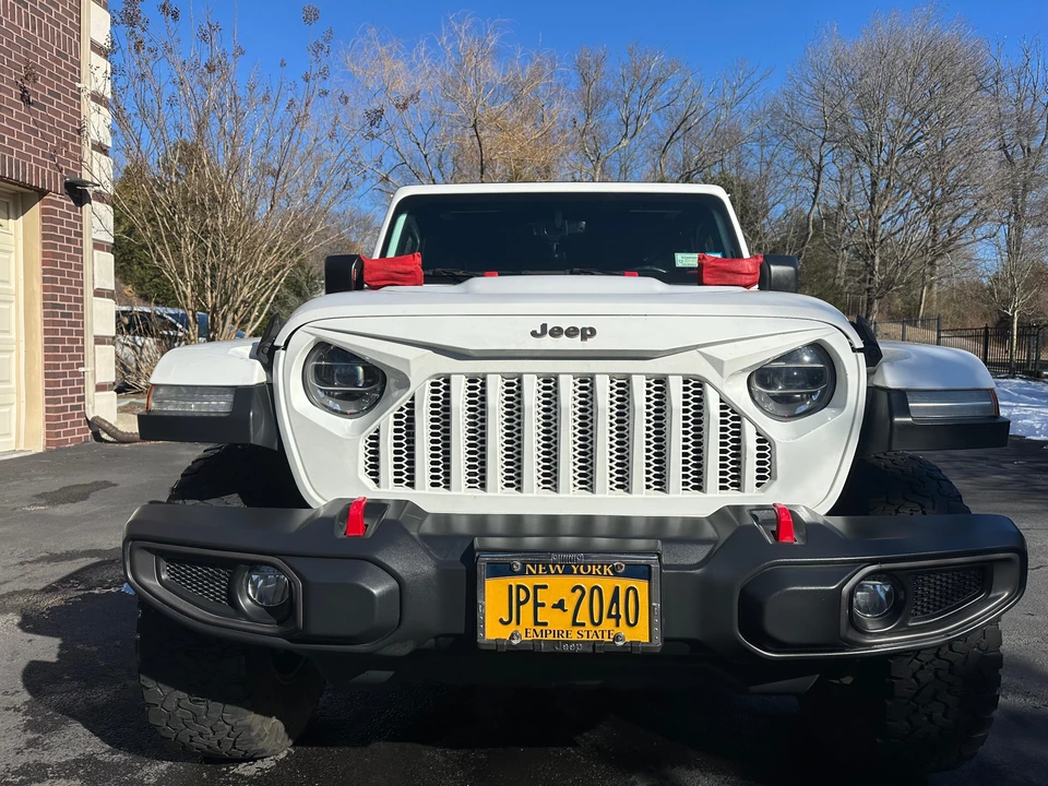 2020 Jeep JL Wrangler - Image 8 of 31