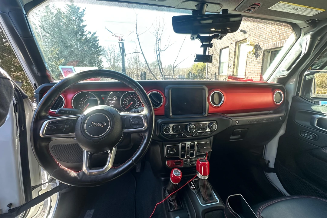 2020 Jeep JL Wrangler - Image 26 of 31