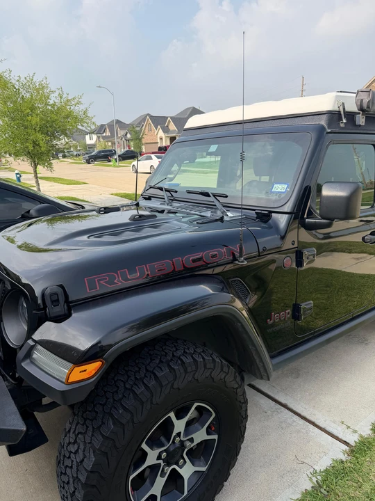 2020 Jeep JL Wrangler - Image 15 of 31