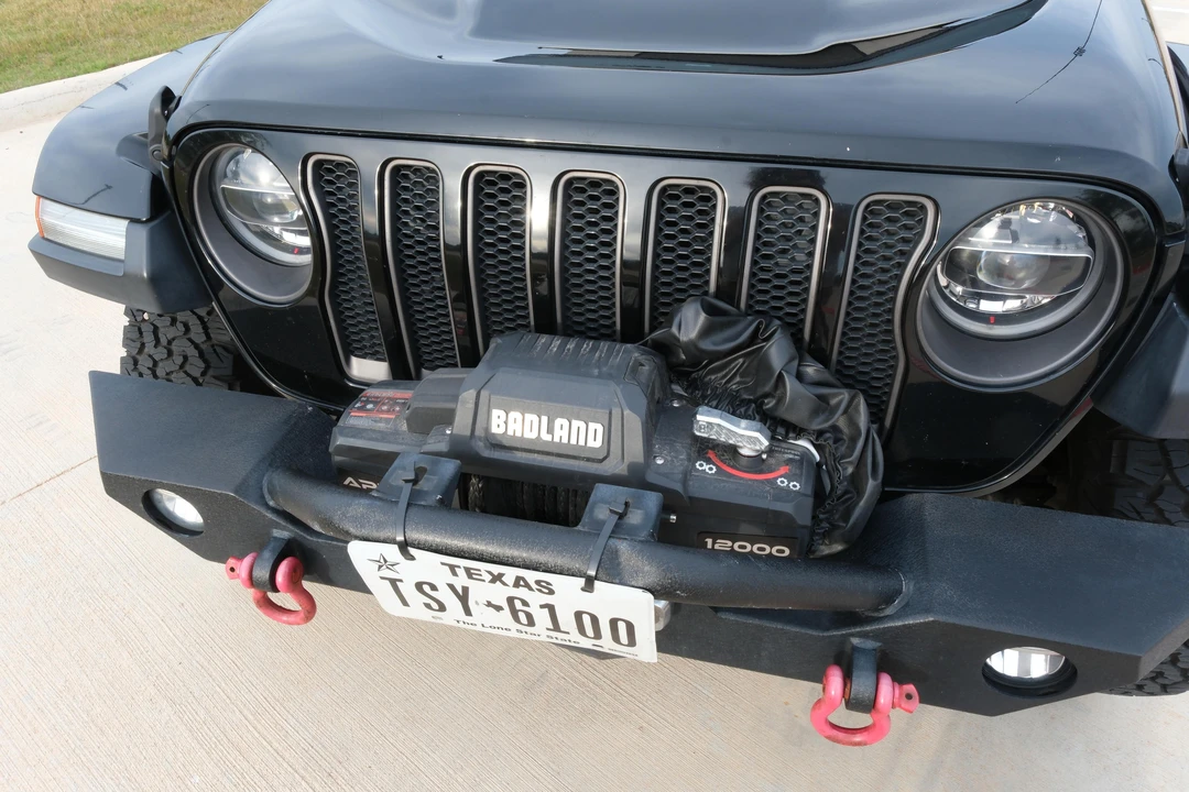 2020 Jeep JL Wrangler - Image 14 of 31