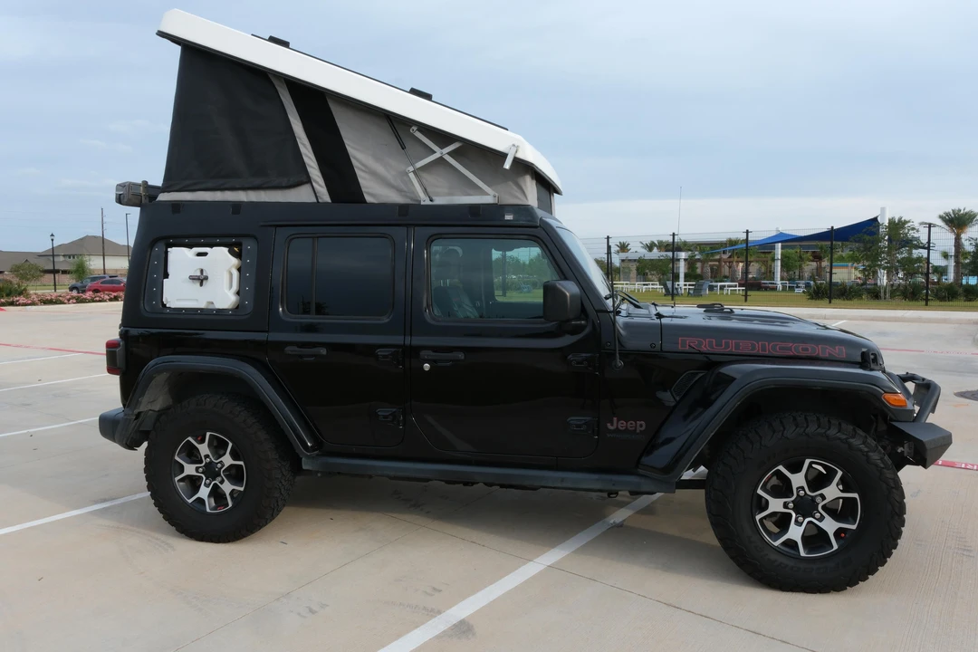 2020 Jeep JL Wrangler - Image 12 of 31