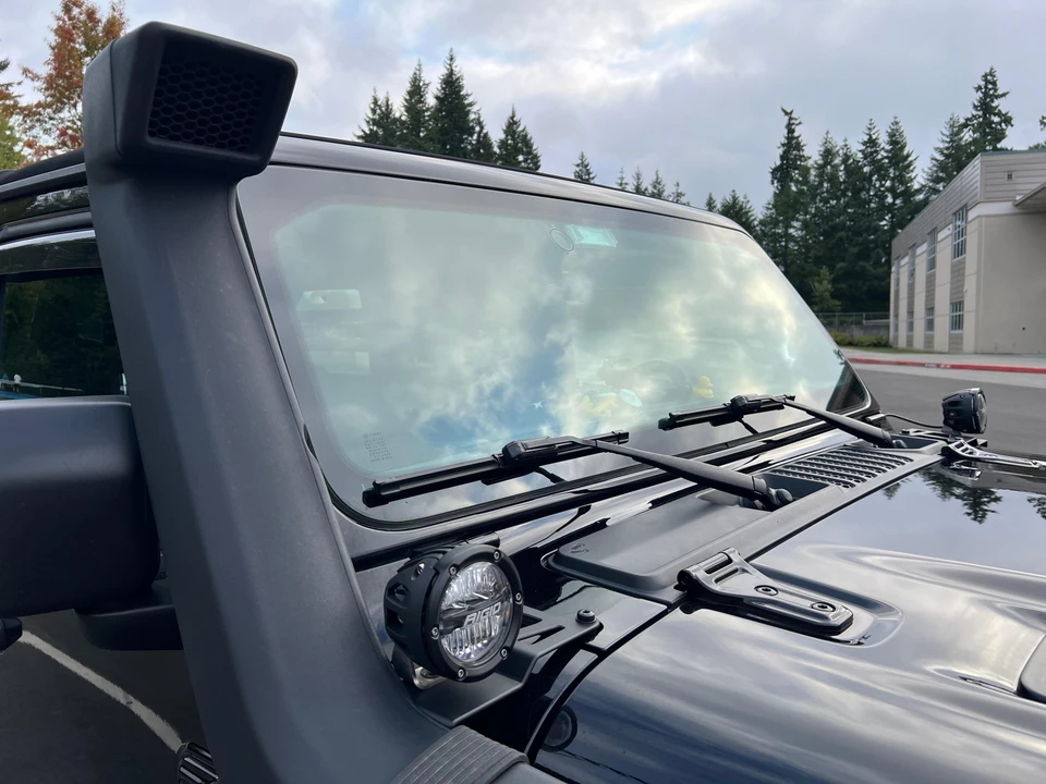 2020 Jeep JL Wrangler - Image 12 of 31