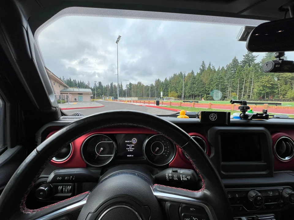 2020 Jeep JL Wrangler - Image 30 of 31