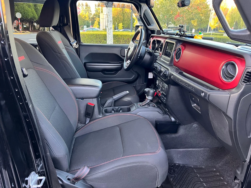 2020 Jeep JL Wrangler - Image 27 of 31
