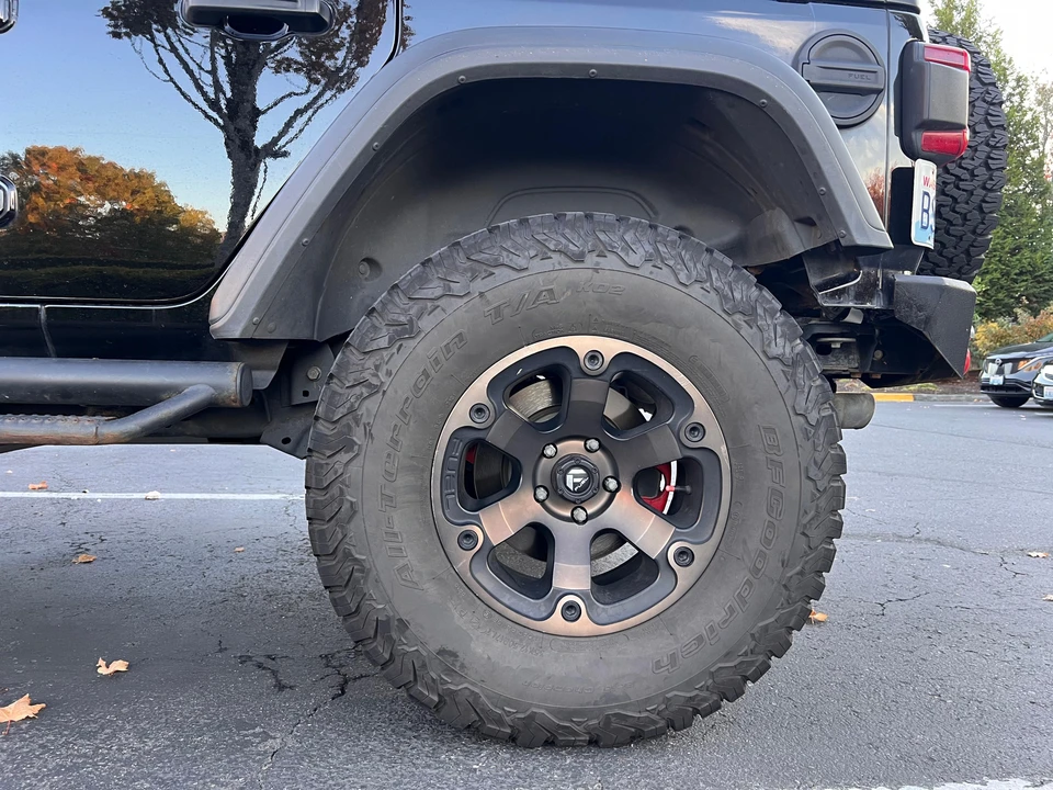 2020 Jeep JL Wrangler - Image 20 of 31