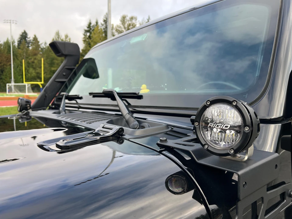 2020 Jeep JL Wrangler - Image 16 of 31